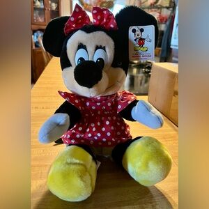 Disney Minnie Mouse Plushie: New With Tags.
